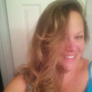 Meet your Posher, Kelli